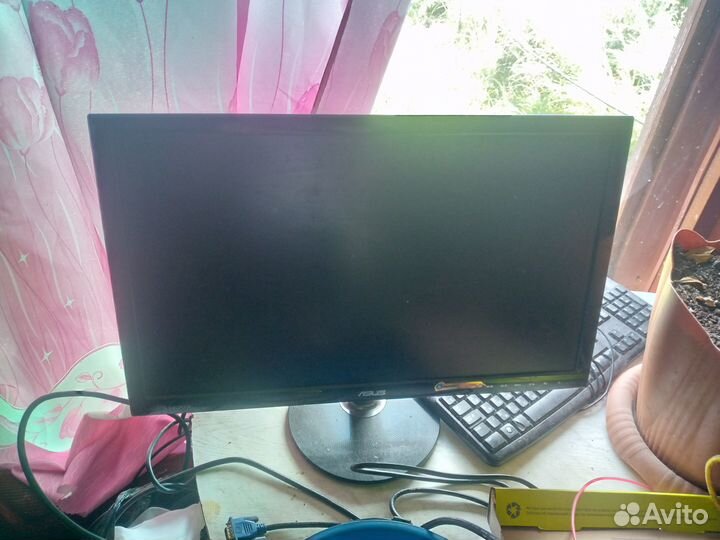 Монитор для компьютера asus