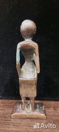 Старинная бронзовая статуэтка беременной женщины