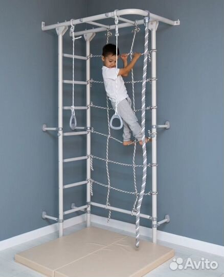 Детская шведская стенка