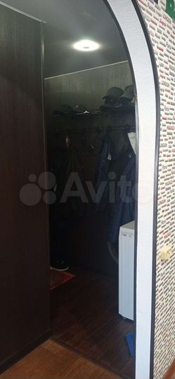 3-к. квартира, 58 м², 3/5 эт.