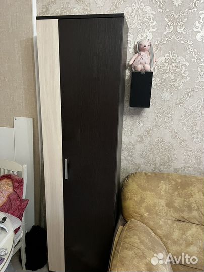 Шкаф