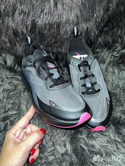 Кроссовки Nike Air Max Dia (37,5)