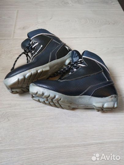 Лыжные ботинки NNN 34EUR Madshus