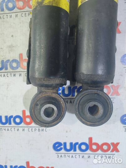 Амортизатор задний Toyota RAV 4 2006-2013