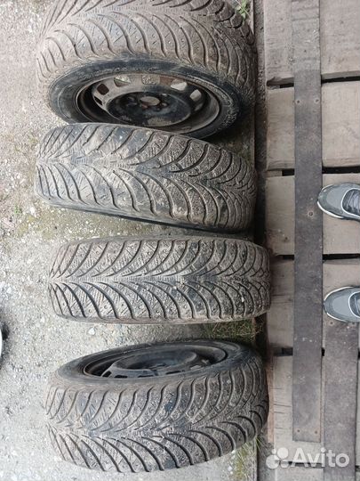 Sava Eskimo Stud 185/65 R14