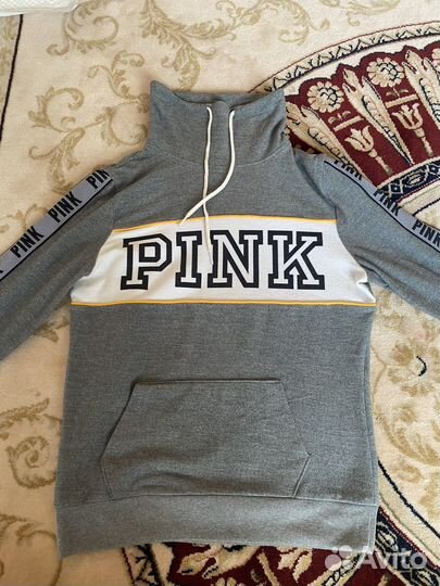 Свитшот с высоким горлом