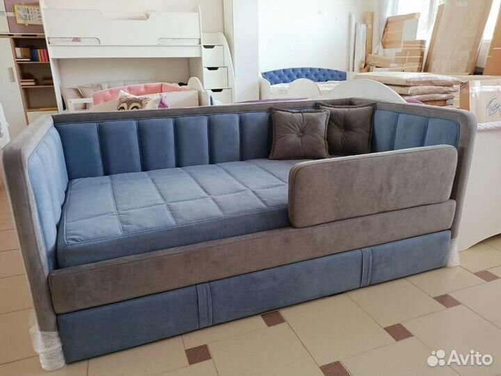 Мягкая кровать диван с ящиком ткань Teddy