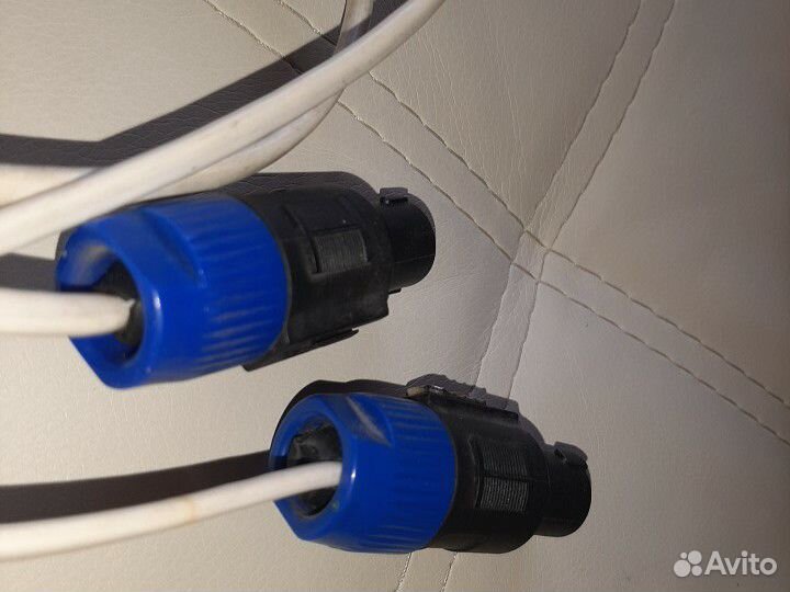 Провод от усилителя к колонкам