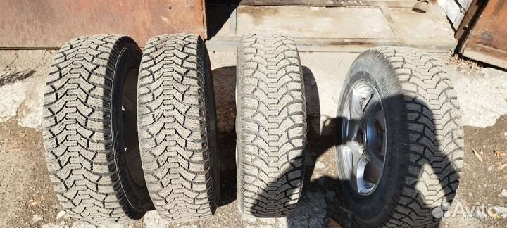 Tunga Nordway 175/70 R13