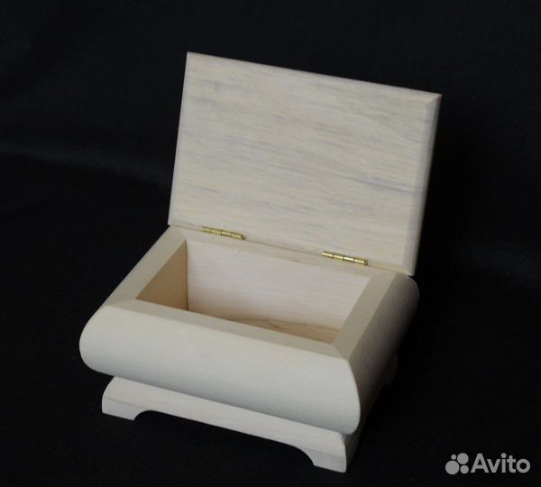 Шкатулка фигурная