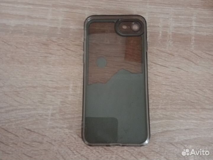 Чехол на iPhone 7