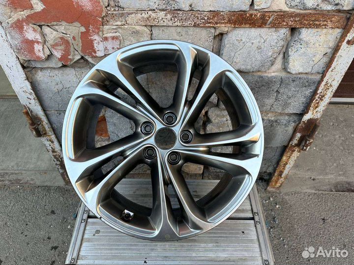 Оригинальные литые диски R19