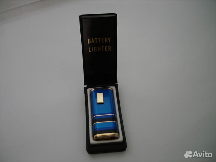 Зажигалка в футляре