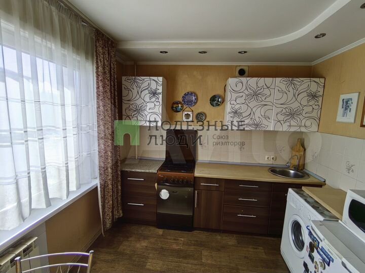 4-к. квартира, 84 м², 3/5 эт.