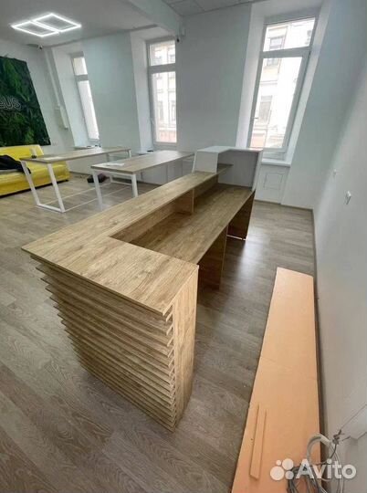 Под заказ Зона ресепшен, стойка Скос