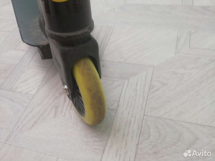 Самокат детский трюковой