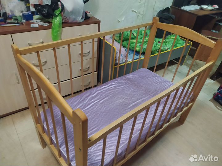 Детская кроватка
