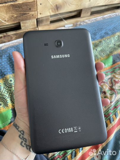 Samsung планшет