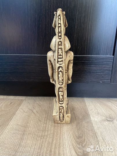 Египетская статуэтка