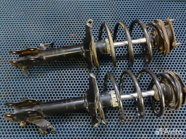 Стойка передняя Nissan Almera N16