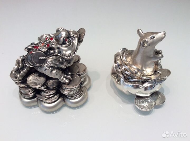 Трехлапая жаба,денежная мышь,Италия