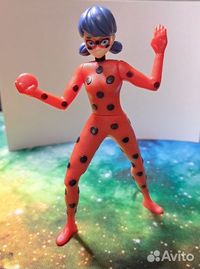 Фигурка Леди баг киндер макси