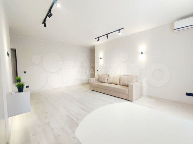 2-к. квартира, 42,1 м², 2/4 эт.