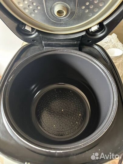 Мультиварка Redmond RMC-M4502