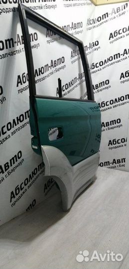 Дверь боковая задняя правая Toyota Land Cruiser