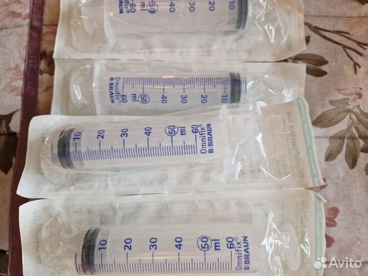 Мочеприемники (28шт.) и катетеры (12шт.)