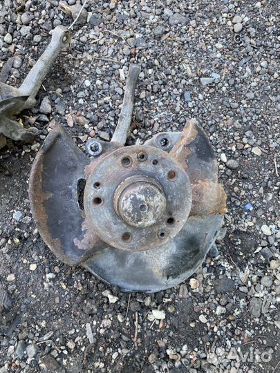 Ступицы 124 w124 передние