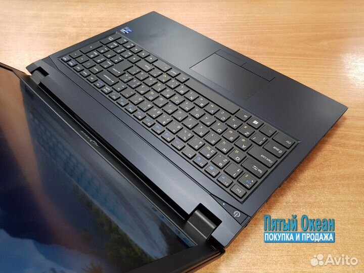 Ультрабук Aquarius 15 FHD, Core i5 8250U, DDR4 8Gb