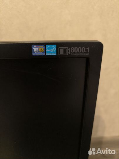 Монитор Samsung SyngMaster 943N 1280x1024