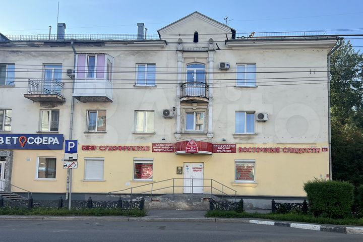 Торговая площадь, 165.6 м²