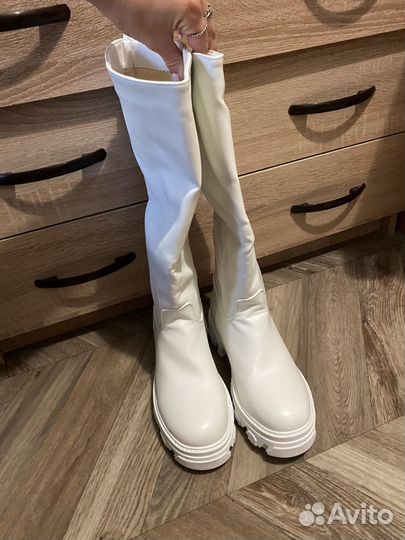 Зимние сапоги белые 37