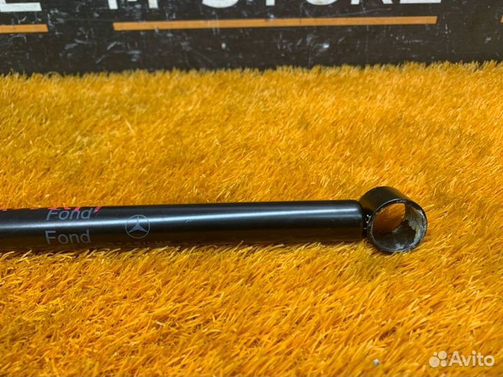 Ограничитель двери задний правый Mercedes-Benz