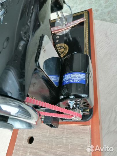 Швейная машинка лада