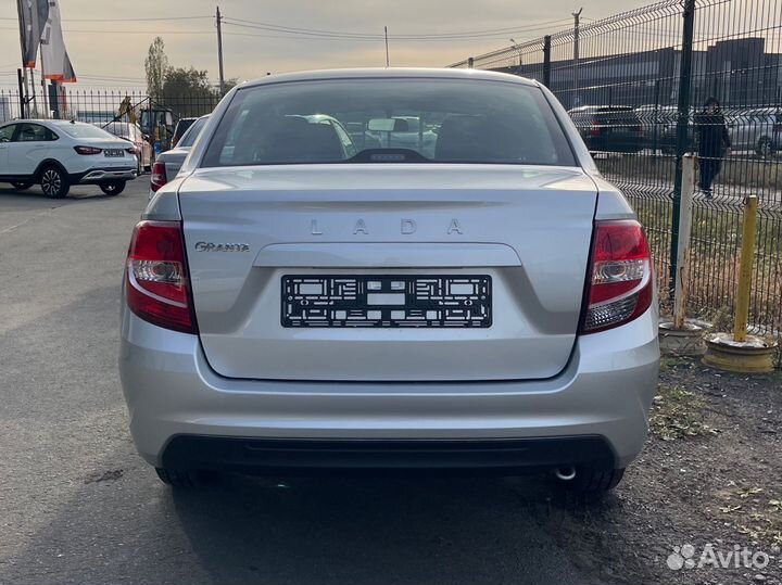 LADA Granta 1.6 МТ, 2022, 1 км