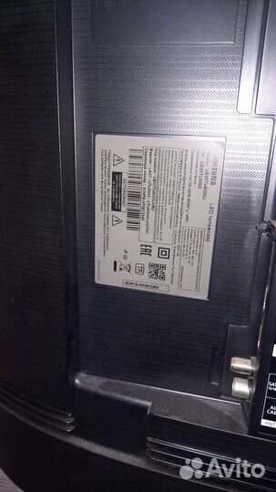 Телевизор samsung ue50tu8000uxru - неисправен