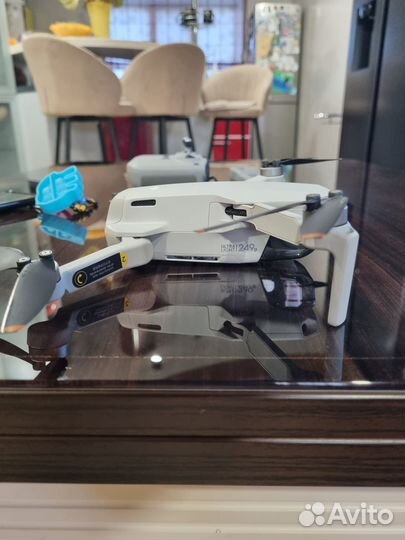 Продам квадрокоптер DJI mini 2