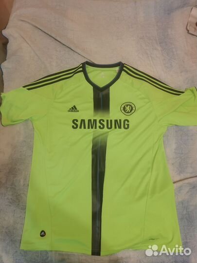 Футбольная форма челси и Барселона