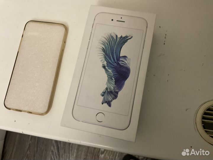 iPhone 6S, 16 ГБ