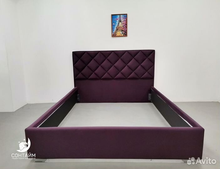 Кровати