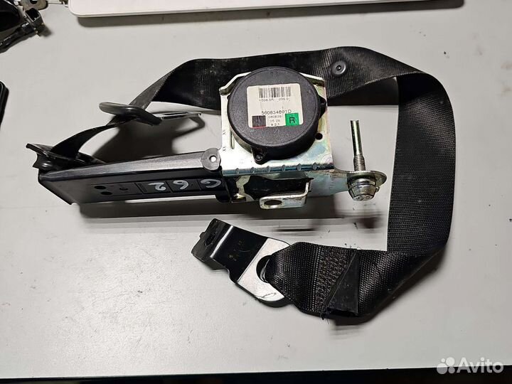 Ремень безопасности передний правый opel Astra H