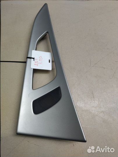 Накладка двери декоративная задняя правая Audi A6