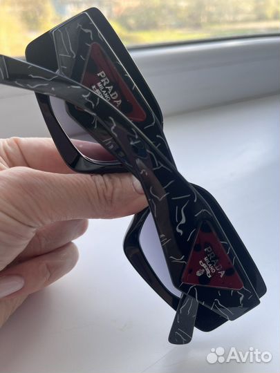 Солнцезащитные очки