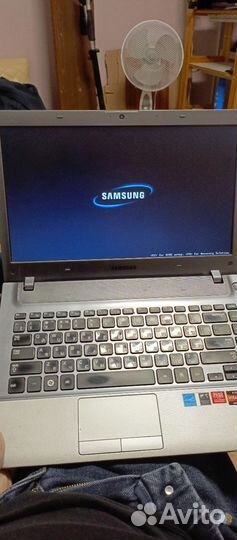 Строго по деталямНоутбук samsung np300