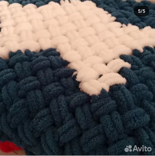 Плед из ализе пуффи щиткапа