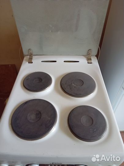 Продам эл.печь 4 конфорки kaiser