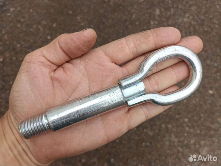 Буксировочный крюк Поло